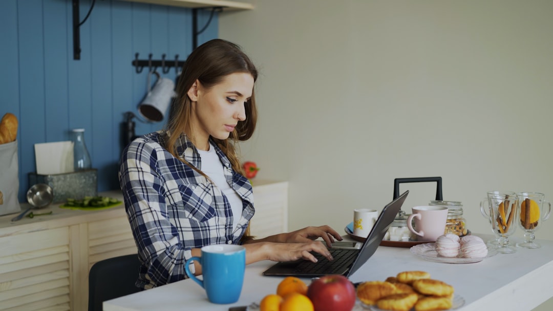 Siberian Wellness для мам в декрете — совмещение удалённой работы и семьи